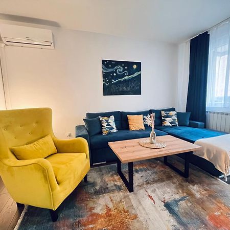 Mak Apartment - Free Parking - Balcony Сараєво Екстер'єр фото