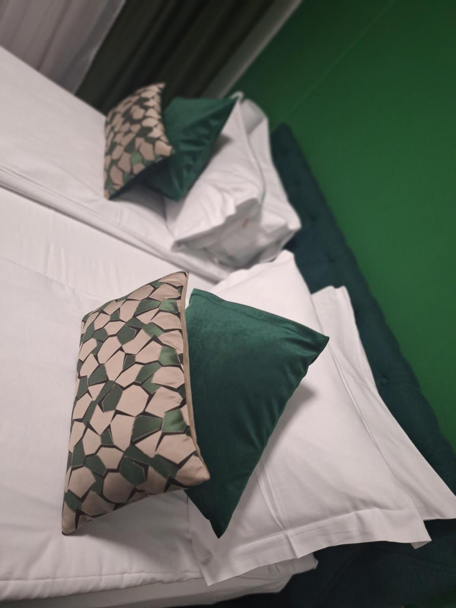 Mak Apartment - Free Parking - Balcony Сараєво Екстер'єр фото