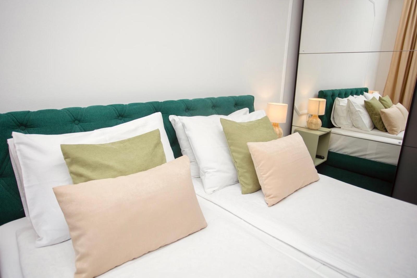 Mak Apartment - Free Parking - Balcony Сараєво Екстер'єр фото